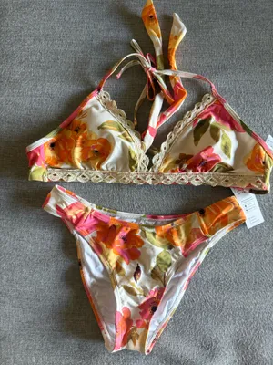 Floral Cupshe Bikini thumbnail 1