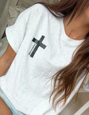 Christian Tshirt White Size M thumbnail 1