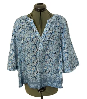 Vineyard Vines Floral Beachy Popover Blue and White Top Size Small thumbnail 1