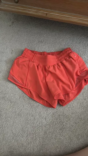 Lululemon Hotty Hot thumbnail 4