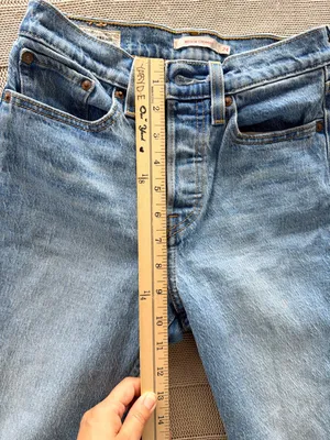 Levi's High-Rise Jeans - Light Blue Denim vtg y2k thumbnail 5