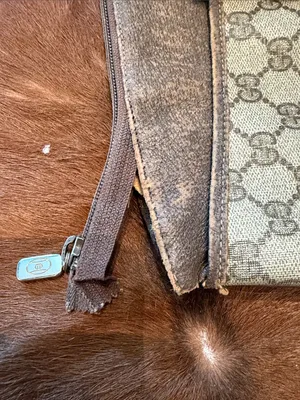 Vintage Gucci crossbody bag/ clutch purse * project thumbnail 3