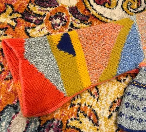 Boutique Sweater Multiple Size M thumbnail 2