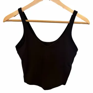 Lululemon Align Tank Black Nulu Cropped Shelf Bra Top Size 6 thumbnail 4