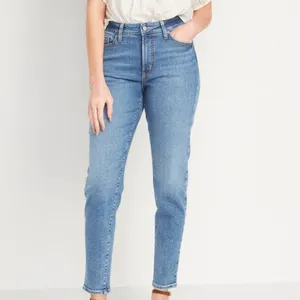 Old Navy High-Waisted O.G. Straight‎ Medium-Wash Extra Stretch Jeans thumbnail 5