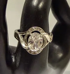 Silver Plated Oval Cut CZ Engagement Wedding Promise Ring Size 7.5 thumbnail 1