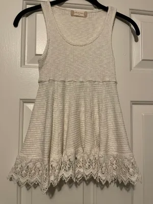 White Size XS thumbnail 1