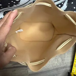 Bath & Body Works Metallic Gold Cosmetic Bag thumbnail 7