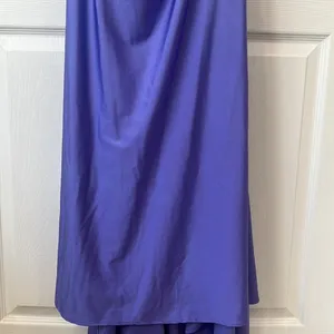 La Femme Strappy Back Ruched Trumpet Gown Size 6 thumbnail 5