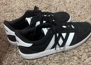 Adidas Shoes Women’s thumbnail 1