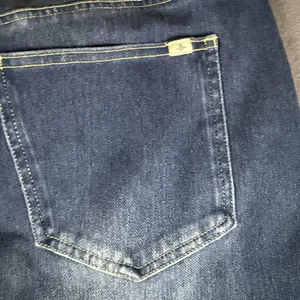 Halara Jeans Womens L Petite Blue Medium Wash Mid Rise Straight Stretch Denim thumbnail 13