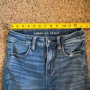 American Eagle Outfitters Distressed High Rise Jegging size 4 Short thumbnail 10