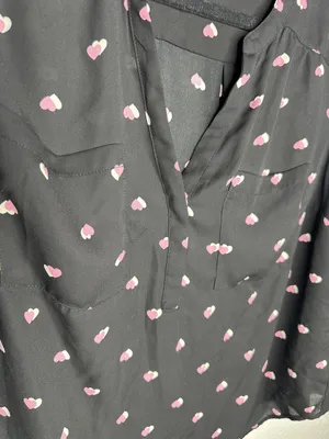 Torrid Shirt Womens Large Heart Print Split Neck 3/4 Sleeve Blouse Black Harper thumbnail 2