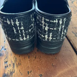 Dansko Black and White Tweed clogs 42‎ thumbnail 3