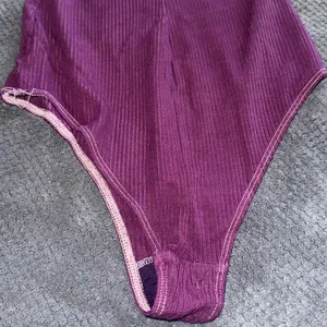 Reformation Ribbed‎ Spaghetti Strap Bodysuit Plum Purple Small Sustainable Chic thumbnail 4