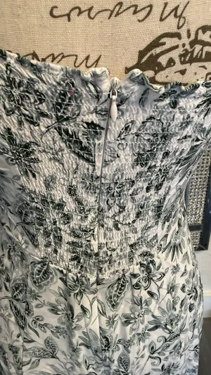 Francesca’s Mi Ami Floral Midi Dress - White & Green Cottagecore Slit Dress S thumbnail 6