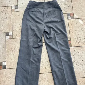 Like new Banana Republic wide leg 96% wool Pants size 6 thumbnail 5