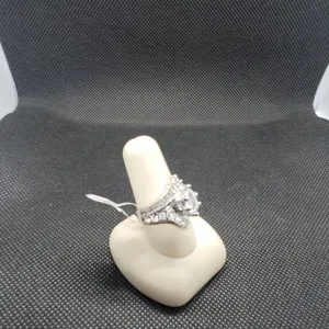 NWT Gorgeous Sparkly Silver Cocktail Ring thumbnail 2