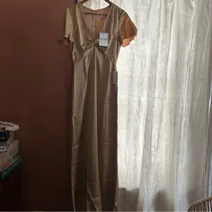 Show Me Your Mumu Rome Twist Gown True Gold Luxe Satin Maxi‎ Dress NWT Size XS thumbnail 3