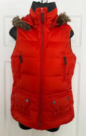 ***SALE!!*** Metro red hooded puffer vest with faux fur trim thumbnail 1