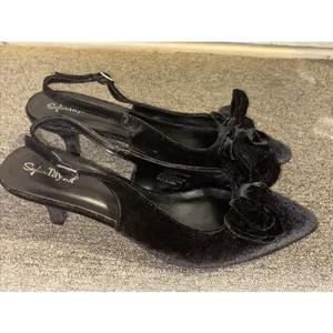 Sophia Taylor Madison Bow Black Velvet Sling Back Kitten Heels Sz 12 thumbnail 8
