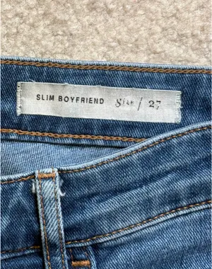 Anthropologie low waisted boyfriend jeans thumbnail 6