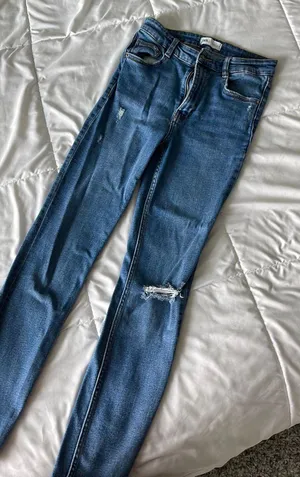 ZARA Jean thumbnail 1