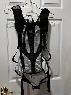 FUL Unisex Multi Sport Hydration Cargo Black With Hydration bladder plastic bag thumbnail 4