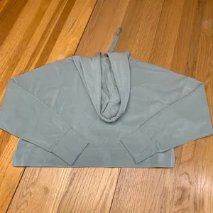 AS Revival Womens XS Sage Green‎ Cropped Hoodie Thumbhole Pullover NT-30801 thumbnail 4