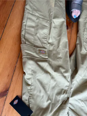 NWT Dickies Wide Leg Cropped Cargo Pants 0 thumbnail 6