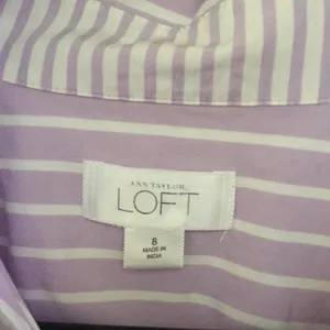 Like‎ new woman’s Ann Taylor Loft Blouse thumbnail 2