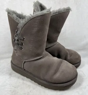 UGG Gita Grey Suede Shearling Lace Up Boots 1018629 Womens Size 6 thumbnail 1