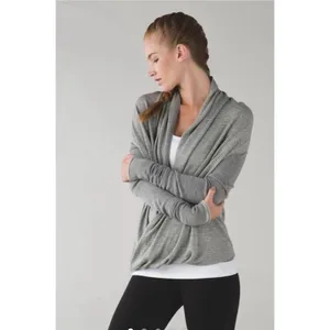 Lululemon Iconic Sweater Wrap knit Drape sweater Gray striped Size 4 Casual thumbnail 2