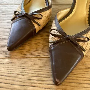 BCBG Paris Tan and Brown 90s vintage heels with Bows thumbnail 5