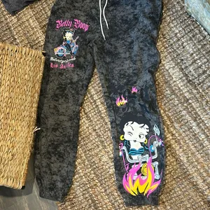 Betty-Boop Graphic Two Piece Lounge Set Size XXXL thumbnail 2