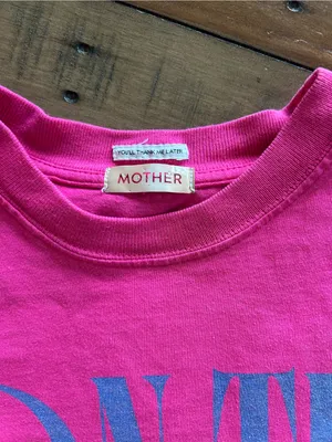 MOTHER Denim On the Rocks Grab Back Crop Tee Pink XS thumbnail 7