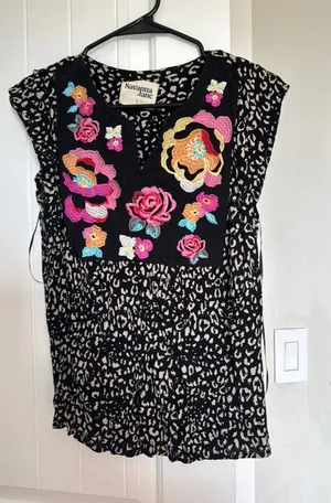 Boutique Savanna Jane Top thumbnail 1