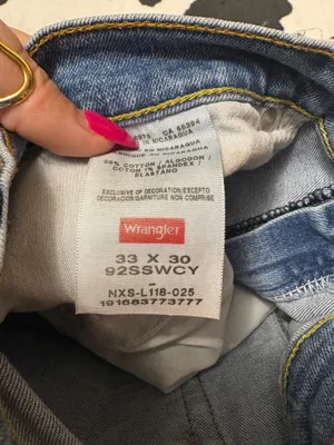 Wrangler Slim Straight Vintage Jeans thumbnail 4
