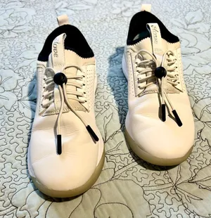 CLOVE Classic Fluid Resistant Nursing Sneaker Shoes CL003 Brilliant White W 7.5 thumbnail 1