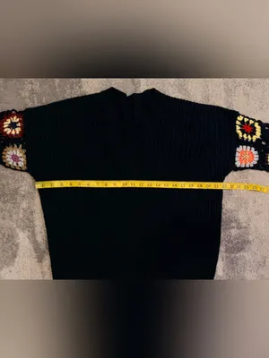 SHEIN Black Crewneck Sweater with Multicolor Crochet Flower Sleeves thumbnail 6