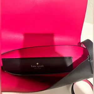 Kate Spade Madie Putnam Drive Leather Crossbody Bag Black and Hot Pink thumbnail 11