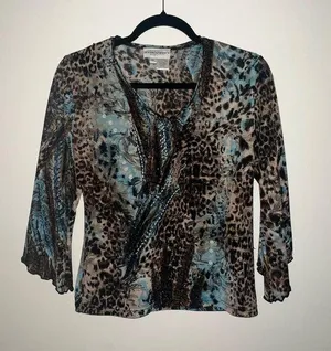 Blue and Brown Cheetah Top 3/4 Sleeves thumbnail 1