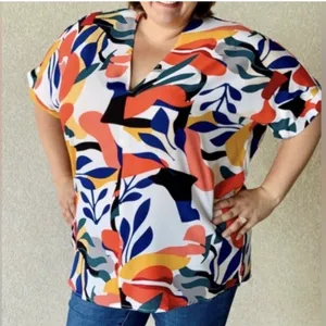 Jodifl Havana Abstract Floral Blouse •Large thumbnail 1