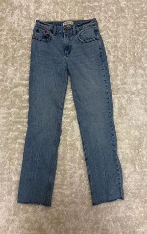 Abercrombie Jeans 90s High-Rise Straight thumbnail 1