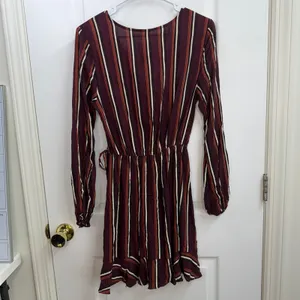NEW‎ Xhilaration burgundy striped v-neck long sleeve casual mini faux wrap dress thumbnail 6