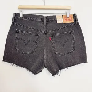 Levis 501 Cutoff Shorts 32 100% Cotton NWT Grunge Streetwear Baddie Summer Black thumbnail 10
