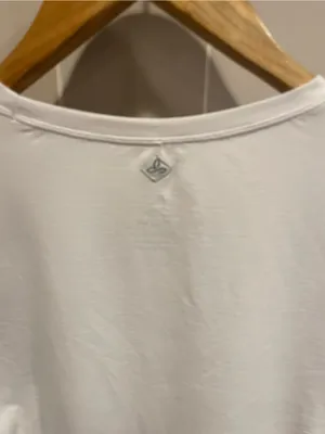Cute creamy vanilla Prana stretch long sleeve outdoor hike yoga top mini pocket thumbnail 8