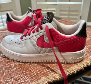 Vintage Nike Air Force 1 Quilted Pink Sneakers Size 8 thumbnail 1