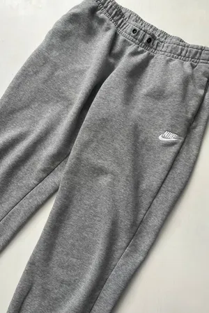 nike sweatpants  thumbnail 4