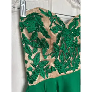 Sherri Hill Emerald green beaded flower, sweetheart, homecoming dress medium thumbnail 6